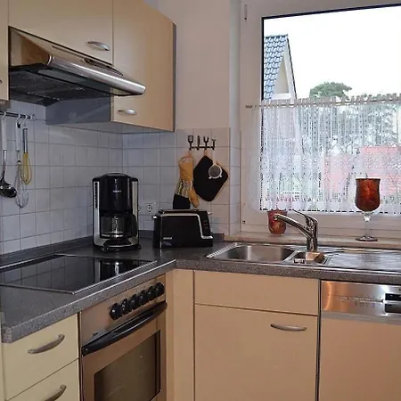 Apartment Grosse Mit Garten Und Seeblick Marienfelde