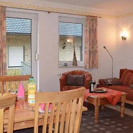 Grosse Mit Garten Und Seeblick Marienfelde